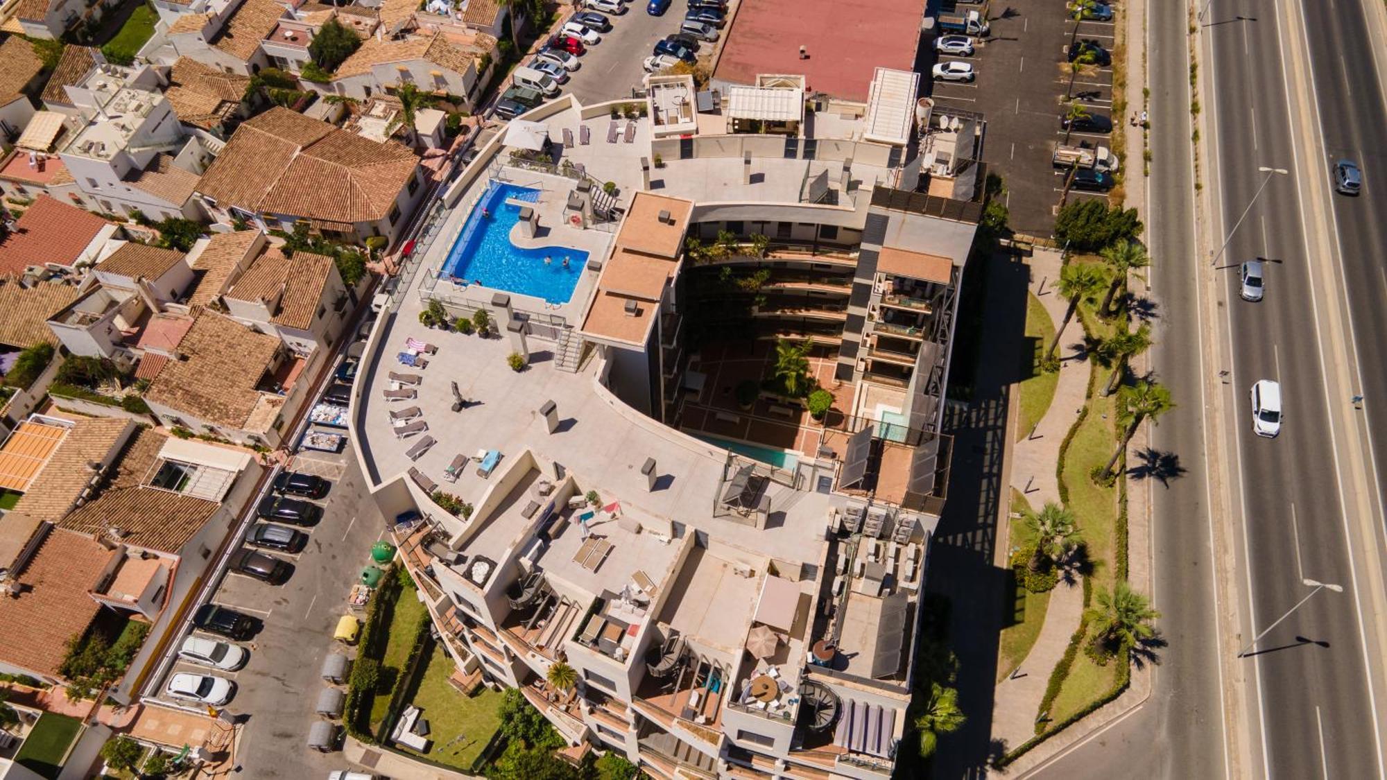 Hello Cosmo Apartment Estepona Exterior photo